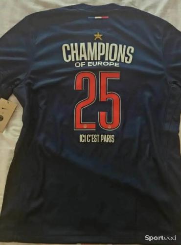 Football - Maillot PSG champion League  - photo 3