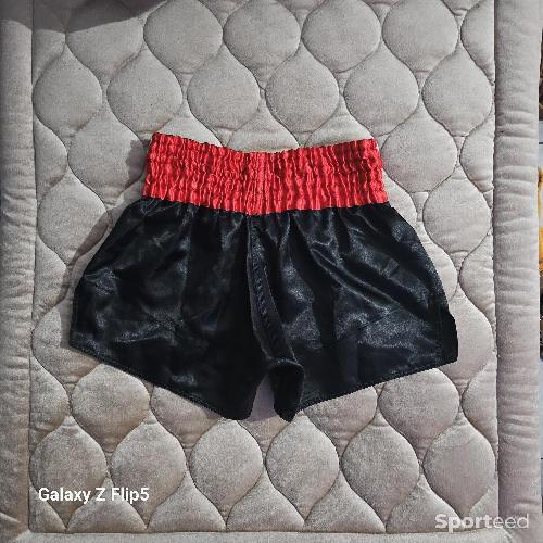 Boxes - Short de Myai thai / Boxe Venum - photo 4