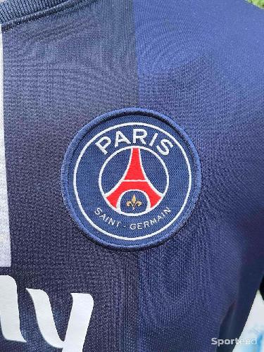 Football - Maillot Cavani PSG  - photo 6
