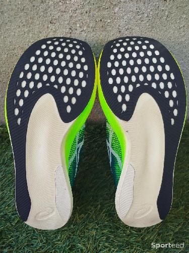 Course à pied route - Asics metaspeed sky carbone pointure 44 - photo 6