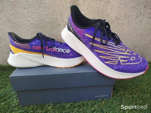 Course à pied route - New Balance rc elite 2 carbone pointure 44  - photo 6