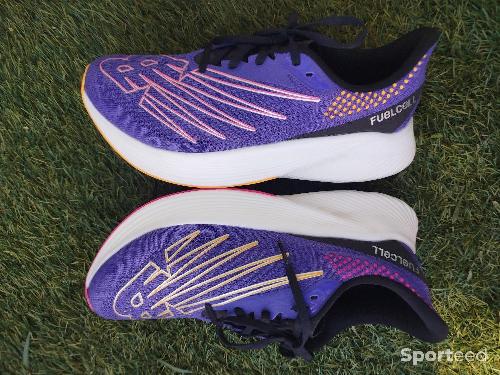 Course à pied route - New Balance rc elite 2 carbone pointure 44  - photo 6