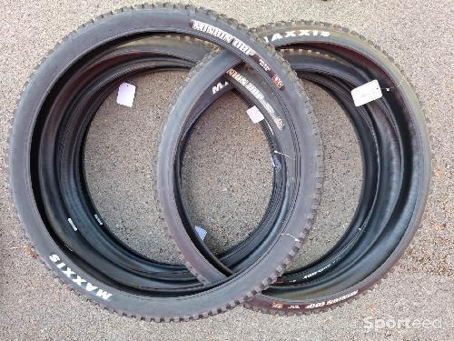 NEUF lot de 7 pneus MAXXIS VTT/Enduro