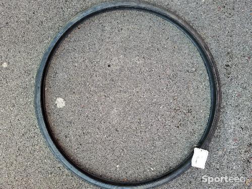 NEUF pneu CPA 700*28mm