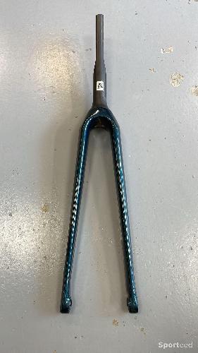 Vélo route - NEUF ! Fourche BMC SLR 01 one bleu taille 56 - photo 3
