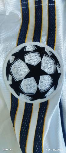 Football - Maillot Real Madrid floqué REDONDO - photo 6