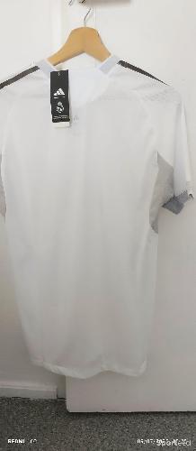Football - Maillot Real Madrid domicile Version joueur - photo 5