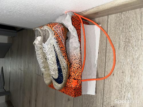 Football - Vends chaussures de football - photo 5