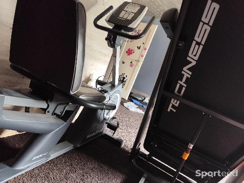 Fitness / Cardio training - Tapis de course et vélo allongé  - photo 6