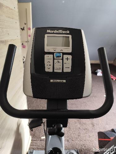 Fitness / Cardio training - Tapis de course et vélo allongé  - photo 6