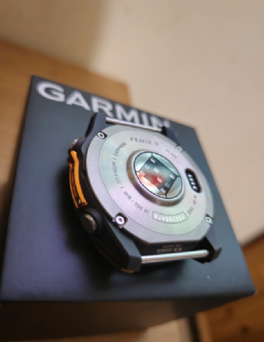 Course à pied route - Garmin Fenix 8 51 mm saphir amoled parfait état - photo 6