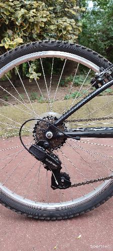 Vélo tout terrain - VTT - VTT B'Twin Décathlon noir 24' - photo 6