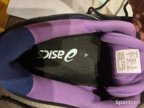 Course à pied route - Asics running gel cumulus bleu foncé et violet - photo 6