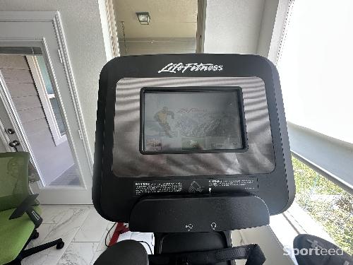 Fitness / Cardio training - Vélo Elliptique Professionelle Life Fitness Platinum Club Series / 95X Utilisation Personnelle Prix D'origine 10600 - photo 4