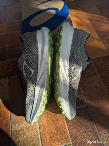 Course à pied trail - Asics fujilite 6 44,5 - photo 4