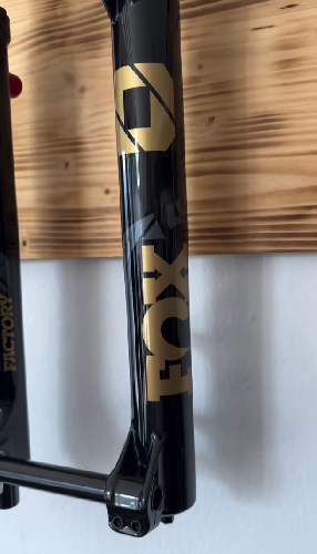 Vélo électrique - Fox 40 float Factory GripX2  - photo 5