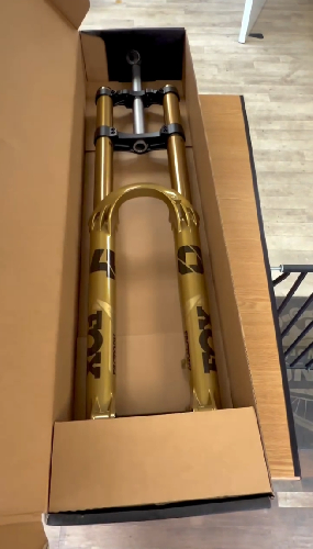 Vélo électrique - Fox 40 float Factory GripX2 Podium gold  - photo 6