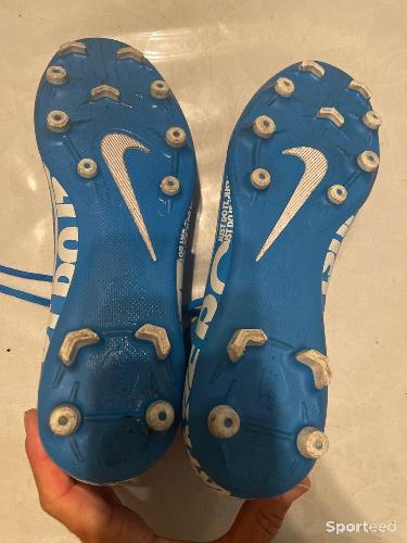 Football - Crampon moulé - photo 4