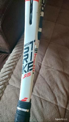 Tennis - Raquette tennis BABOLAT PURE STRIKE Jr 26 bon etat - photo 5