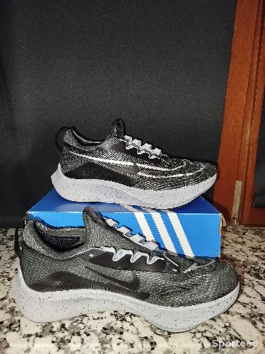 Course à pied route - Zoom fly 4 - photo 6