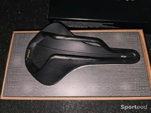 Vélo route - Selle Fizik Antares Versus Evo 00 - photo 6