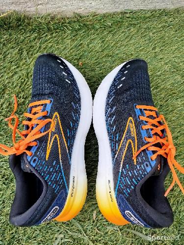 Course à pied route - Brooks glycerin 20 pointure 44.5 300kms - photo 6