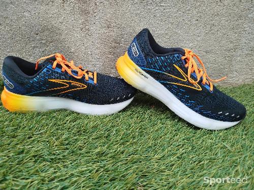 Course à pied route - Brooks glycerin 20 pointure 44.5 300kms - photo 6