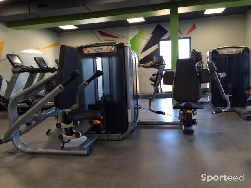 Musculation - CONVERGING SHOULDER PRESS - photo 3