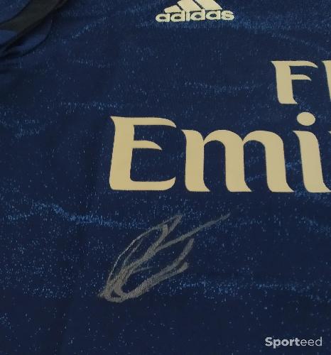 Football - Maillot Real Madrid - Signé par Aurélien Tchouameni - photo 6