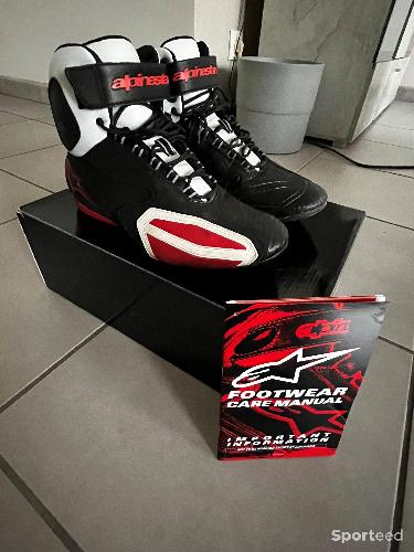 Moto route - 🏍️ Équipement moto complet – Très bon état – Casque, gants, blouson, chaussures 🏍️ - photo 6