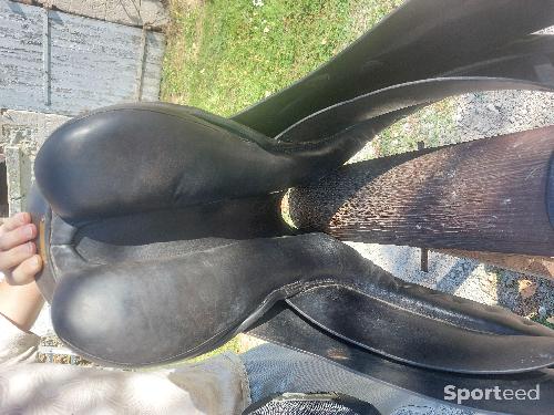 Equitation - Selle de dressage Zaldi 17,5 - photo 6