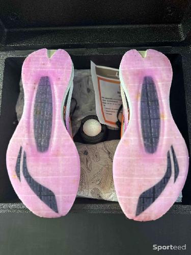 Course à pied route - Li-Ning Jueying Boom Essentiel - Plaque Carbone ( Taille 46 1/3 - US 12 - Running ) - photo 6