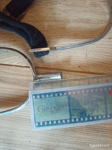 Equitation - Lot éperons, étriers, cravache - photo 5