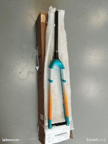NEUF Fourche BMC KAIUS 01 TAILLE 56