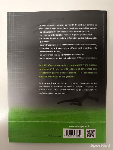 Librairie du sportif - Football Guide de l'éducateur du jeune gardien de but U11-U13 - photo 3