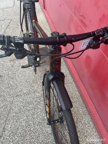 Vélo loisir / urbain - NEUF ! Bergamont Sweep 6 EQ taille 49 et 52 - photo 4