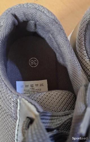 Sportswear - Snickers grise neuve T38  - photo 6