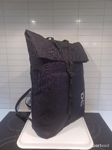 Randonnée / Trek - Sac neuf avec emballage noir on running - photo 6