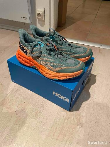Course à pied trail - Chaussures de trail HOKA - photo 4