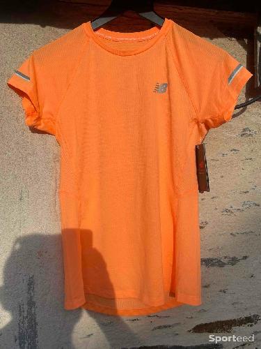 Course à pied route - T-shirt New Balance WT11278CPU - photo 5