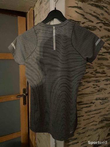 Course à pied route - T-shirt New Balance WT73233  - photo 5