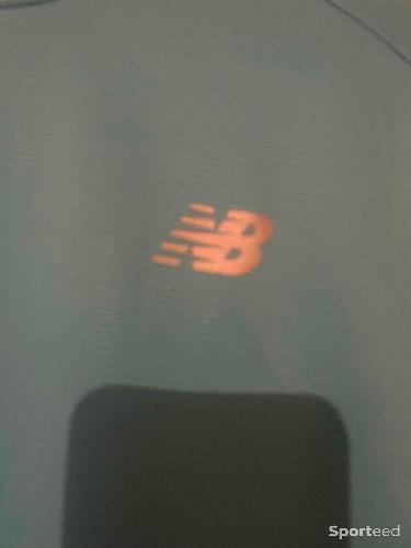 Course à pied route - T-shirt New Balance Running MT03207VL S - photo 6