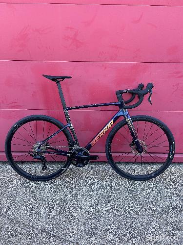 Vélo route - NEUF Berria Belador Pro 105 CS Taille M - photo 4