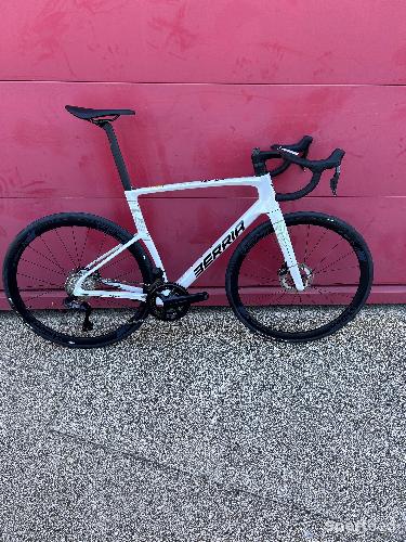 Vélo route - NEUF ! Berria Belador Pro Ultegra Di2 taille L - photo 4