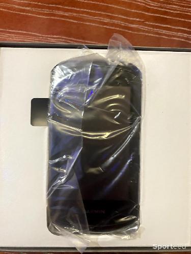Accessoires électroniques - Garmin Edge 1040 Solar – GPS vélo haut de gamme, excellent état. - photo 4