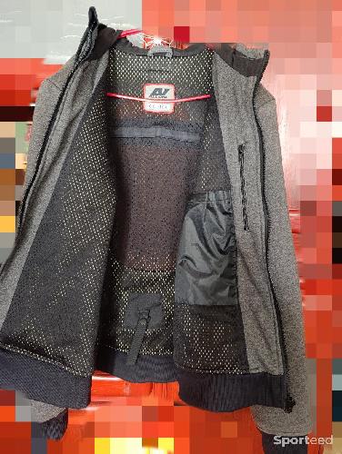 Moto route - Veste gilet capuche moto - photo 5