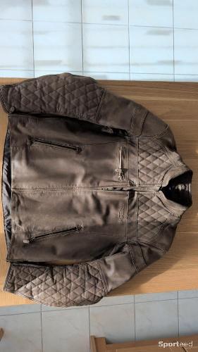 Moto route - Blouson cuire Triumph Motocycles - photo 4