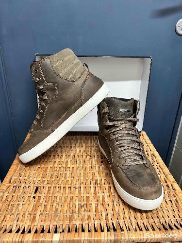 Moto route - Chaussures Alpinestars J6 Waterproof Taille 43 - photo 6
