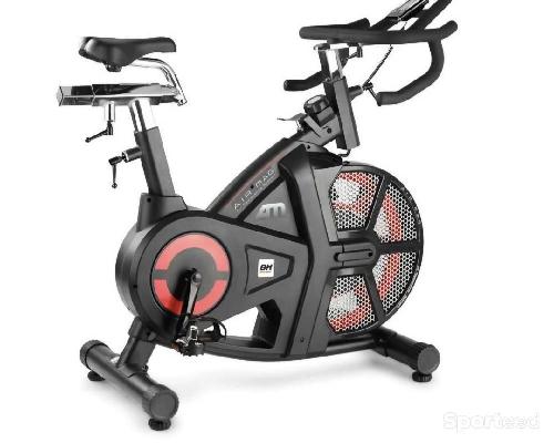 Fitness / Cardio training - Vélo biking - photo 4