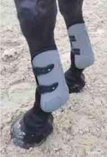 Equitation - Lot Guetres /protèges boulets gris taille cheval - photo 4